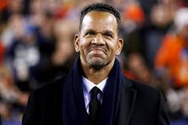 Andre Reed Participating in Park Clean Up